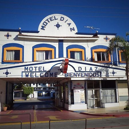 Hotel Diaz Tijuana Esterno foto