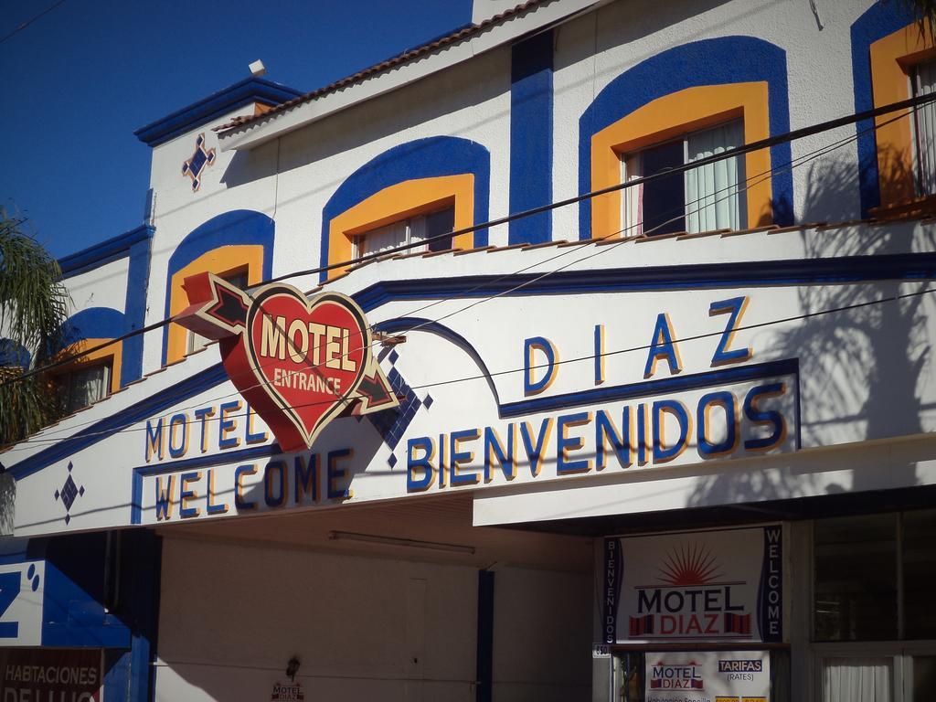 Hotel Diaz Tijuana Esterno foto