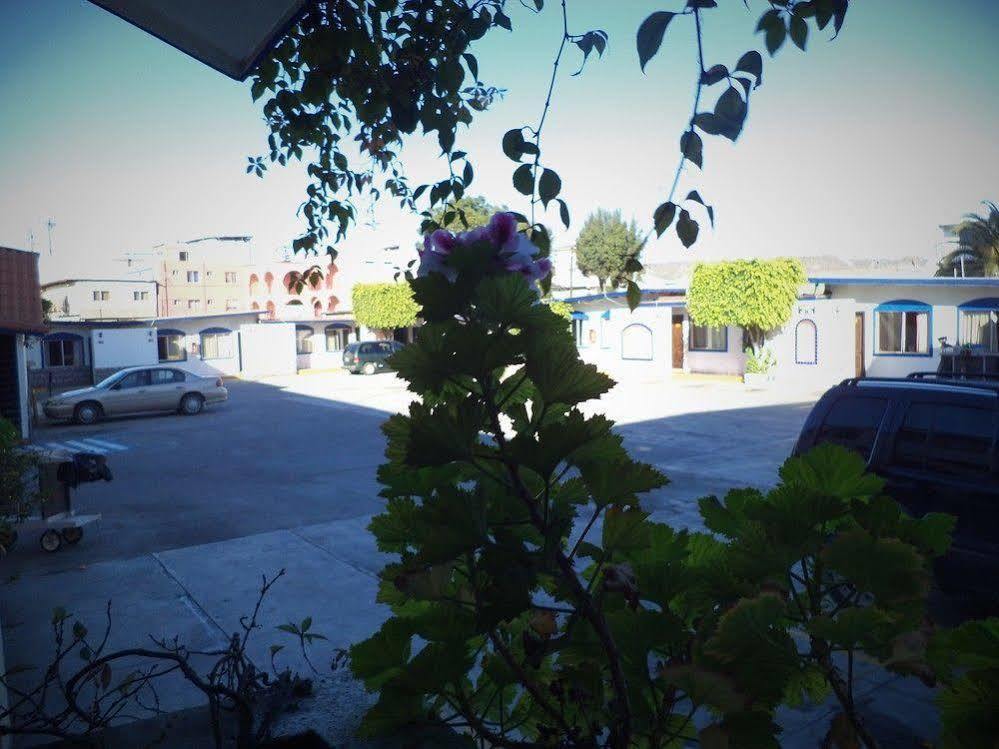 Hotel Diaz Tijuana Esterno foto